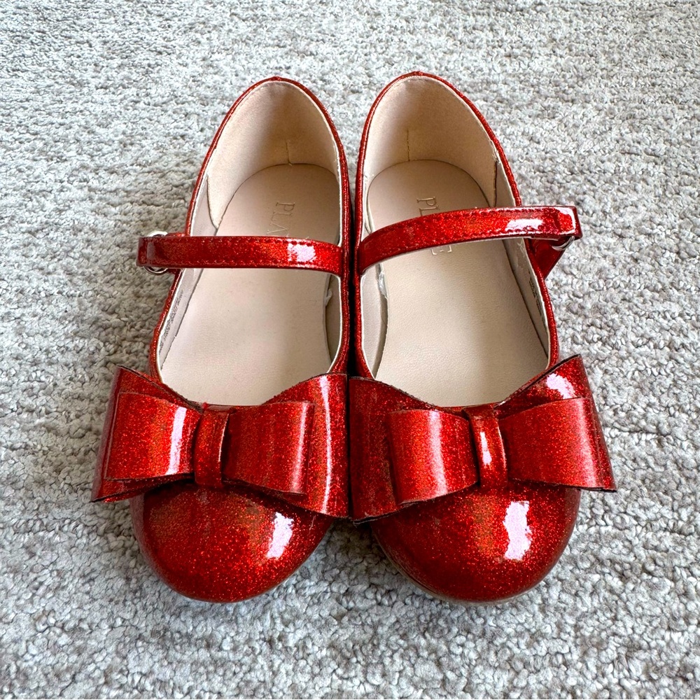 Red shiny toddler shoes, size 9